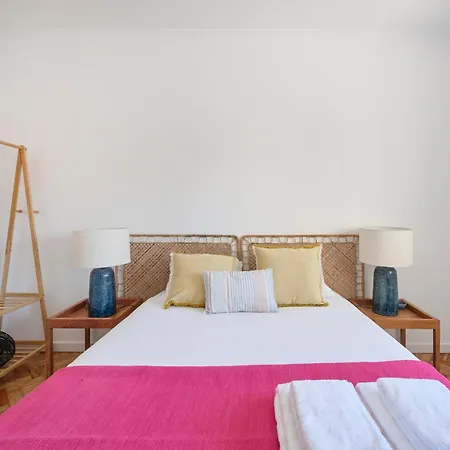 Apartman River Birds View, By Timecooler *