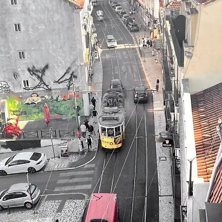 Apartman River Birds View, By Timecooler